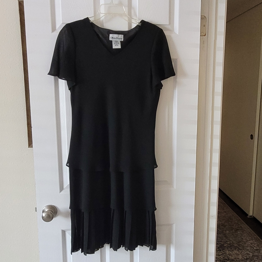 Elegant Black Layered Midi Dress